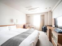 Vessel Inn Fukuyama Station的电视和/或娱乐中心