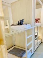 Chiza hostel Chiangmai客房内的一张或多张床位