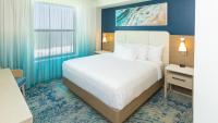 Holiday Inn Club Vacations Myrtle Beach Oceanfront客房内的一张或多张床位