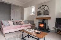 Crossriggs- Beautiful Detached Home的休息区