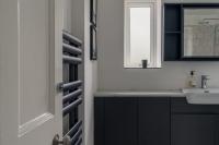 Crossriggs- Beautiful Detached Home的一间浴室