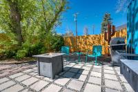 Cargo Casita Shipping Container Tiny Home平面图