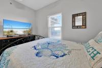 Ariel Dunes I Unit 1209 Gulf view客房内的一张或多张床位