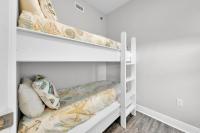 Ariel Dunes I Unit 1209 Gulf view客房内的一张或多张床位