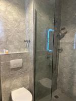 Hotelinn Oniru的一间浴室