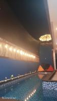 Ceria House Ungasan Uluwatu内部或周边的泳池