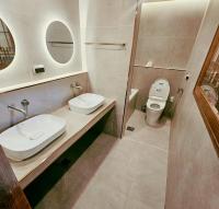Hanok Hotel DAAM Seoul的一间浴室