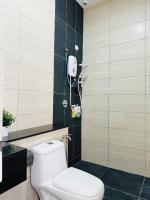 BM大山脚 Double Storey Terrace Autocity Alma Aeon Jusco Nearby的一间浴室