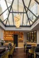 Villas Foch Boutique Hotel & Spa Bordeaux餐厅或其他用餐的地方