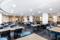Elysee Rive Hotel餐厅或其他用餐的地方