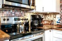 Captains Quarters 3 Comm Pools Pet Friendly的厨房或小厨房
