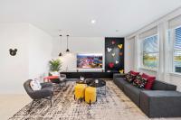 1043 Plantation Lane的休息区