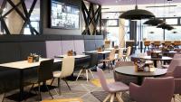 Holiday Inn - the niu, Air Frankfurt Messe by IHG餐厅或其他用餐的地方