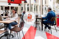 入住MEININGER Hotel Bordeaux Gare Saint-Jean的客人