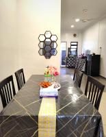 AA Homestay Bandar Mahkota Banting的休息区