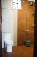 Dutch Square Hostel的一间浴室