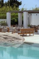 Parilio, a Member of Design Hotels内部或周边的泳池