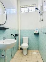 BM大山脚 Alma Single Storey Semi-D 5-minute To Aeon Mall的一间浴室