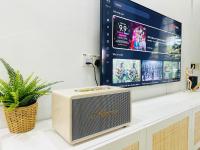 BM大山脚 Alma Single Storey Semi-D 5-minute To Aeon Mall的电视和/或娱乐中心