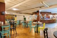 汉堡a＆o瑞佩尔班酒店餐厅或其他用餐的地方