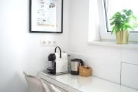 Eco Overnight Inn - Self Check-in的咖啡和沏茶工具