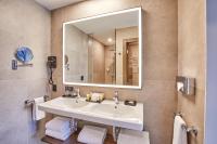 Riu Plaza Manhattan Times Square的一间浴室