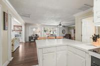 Domingos Beach Bungalow- The Coffee House的厨房或小厨房