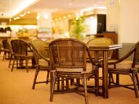 Tateyama Kokusai Hotel的休息区