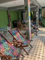 Hostel Morada do sol Paraty的休息区