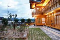 Hanok stay Mokhyang外面的花园