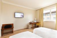 B&B Hotel Affi - Lago di Garda客房内的一张或多张床位