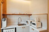 Hanok Stay Seowa的厨房或小厨房