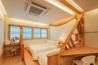 Hanok Stay Seowa客房内的一张或多张床位