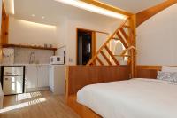 Hanok stay Mokhyang的厨房或小厨房