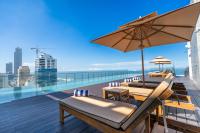Sofia Colombo City Hotel内部或周边的泳池