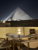 SEQUOIA Pyramids View平面图