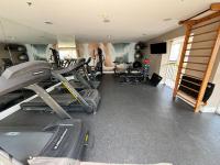 Flat Estaza Luxo Moema Ibirapuera com garagem piscina 202的健身中心和/或健身设施