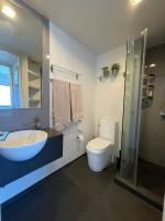 unixx seaview hotel的一间浴室