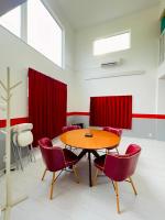 Tomato Cube的休息区