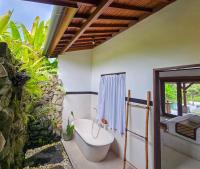 Uma Jala Villa Ubud的一间浴室