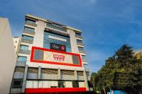 Super Townhouse Rcc Hotel Banjara Hills的证书、奖牌、标识或其他文件