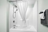 Yacht Club Villas 1-505 - Marina View的一间浴室