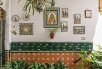 Típico y pintoresco patio de vecinos, con encanto平面图