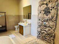 Uma Jala Villa Ubud的一间浴室