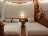 Hanok stay Mokhyang客房内的一张或多张床位