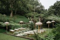 Dua Dari, a Residence by Hadiprana外面的花园
