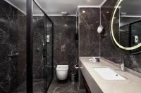 Elysee Rive Hotel的一间浴室