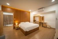 Baan San sook Pool Villa at Nimman客房内的一张或多张床位