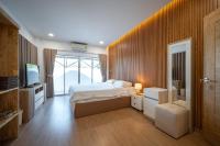 Baan San sook Pool Villa at Nimman客房内的一张或多张床位