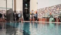 Hotel Shoshana - Adults Only内部或周边的泳池